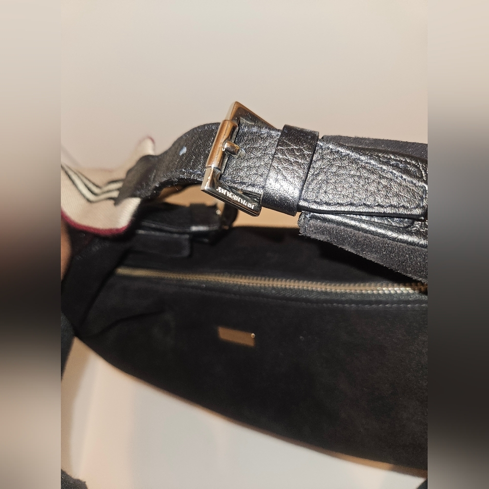 Burberry Black Suede Vintage Hobo Bag - Picture 10 of 14